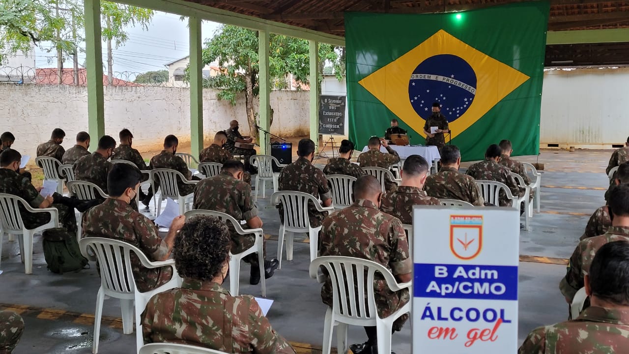 Militares participam de Culto Evangelico02