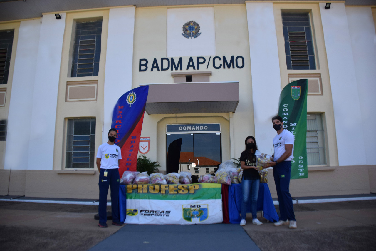 quarta entrega dos kits de alimentacao PROFESP 02