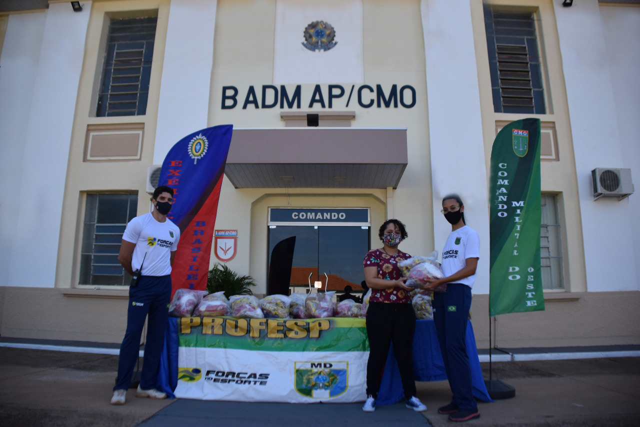 quarta entrega dos kits de alimentacao PROFESP 04